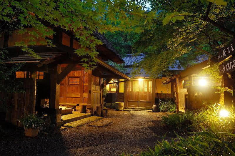 Ryokan Sanga Минамиогуни Екстериор снимка